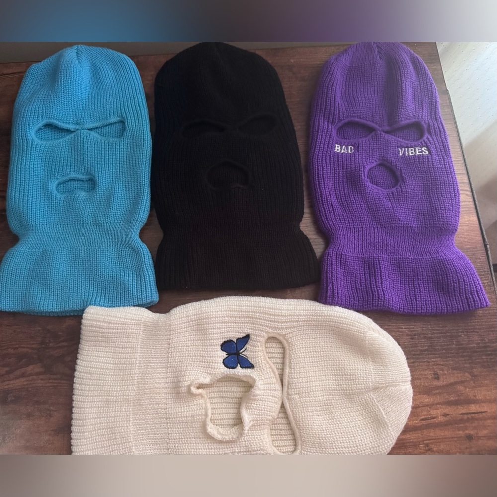 4 Balaclavas